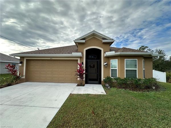 573 Windermere DR, LEHIGH ACRES, FL 33972