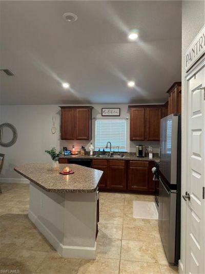 573 Windermere Dr, Lehigh Acres, FL 33972 Photo