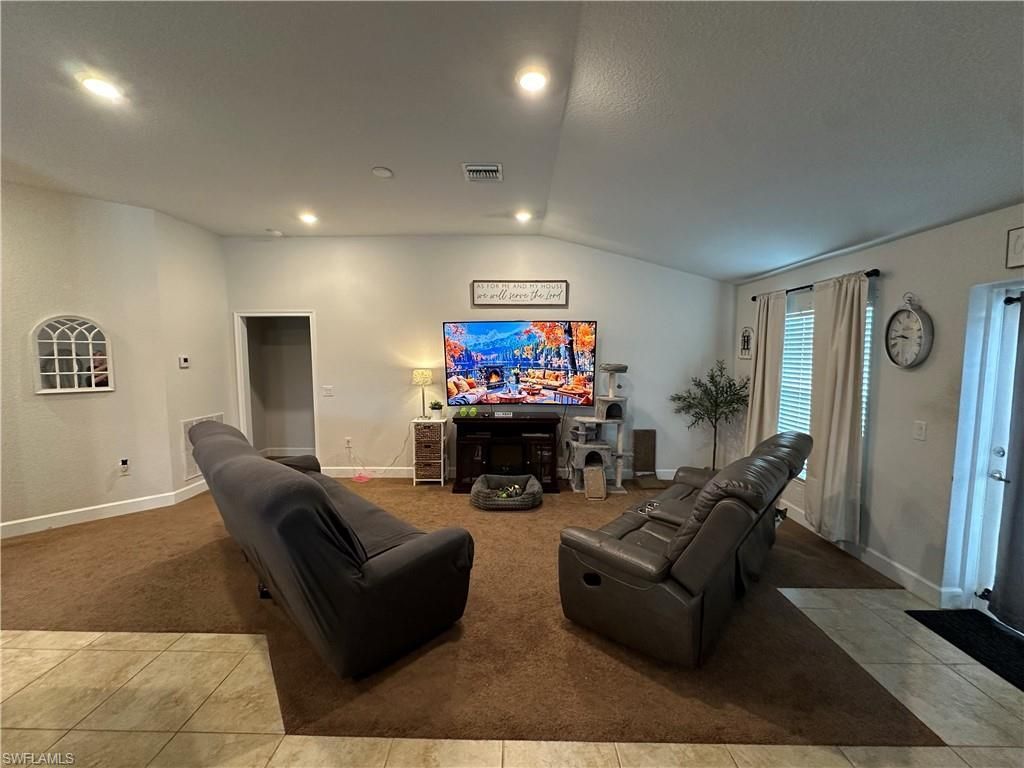 573 Windermere Dr, Lehigh Acres, FL 33972 Photo