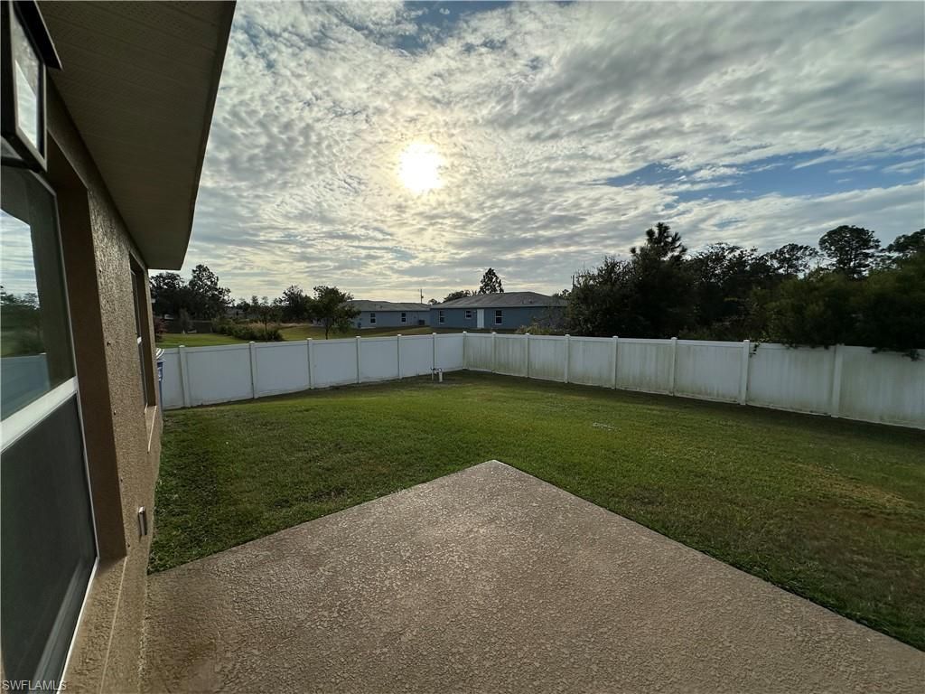 573 Windermere Dr, Lehigh Acres, FL 33972 Photo