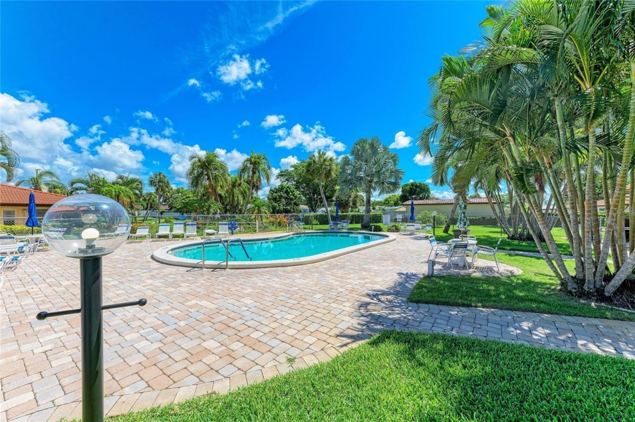 6429 Renssalaer Drive, Bradenton, FL 34207 Photo