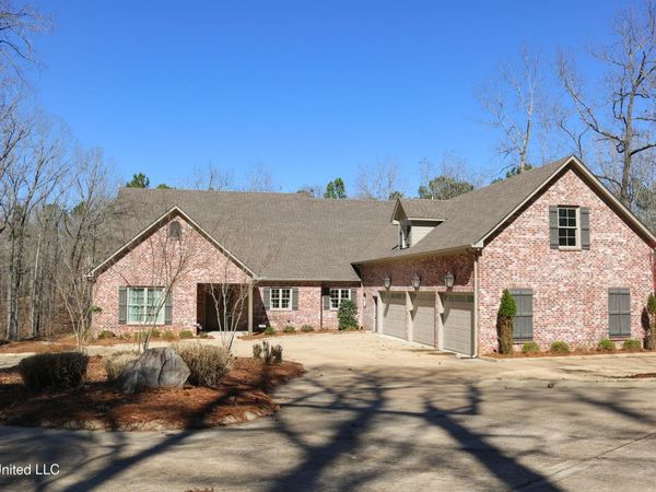 3010 Highlands Circle, Oxford, MS 38655