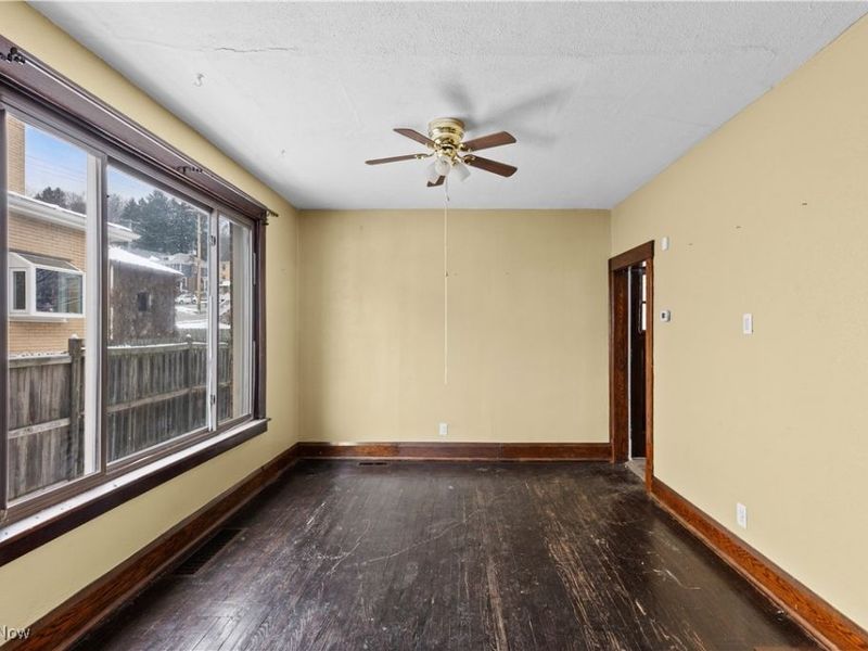 840 Hanover Street, Martins Ferry, OH 43935 Photo 10