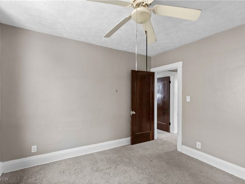 840 Hanover Street, Martins Ferry, OH 43935 Photo 24
