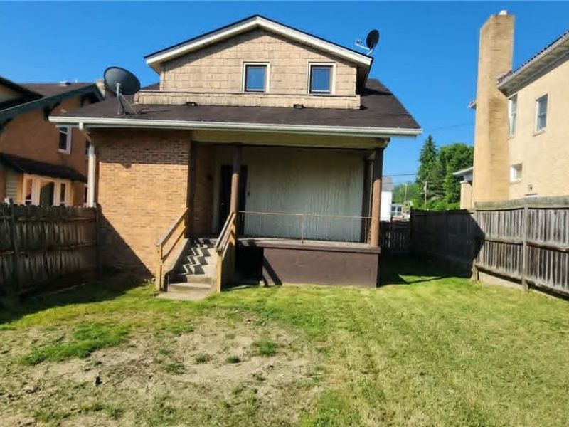 840 Hanover Street, Martins Ferry, OH 43935 Photo 4