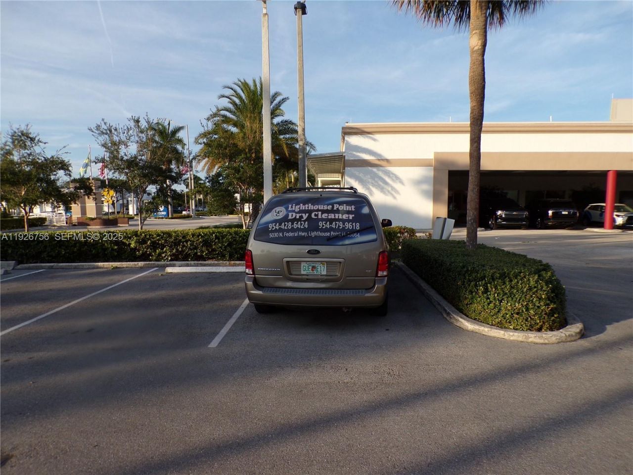 5030 N Federal Hwy, Lighthouse Point, FL 33064 Photo