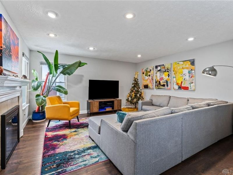 9820 Arlis Lane, Miamisburg, OH 45342 Photo 4