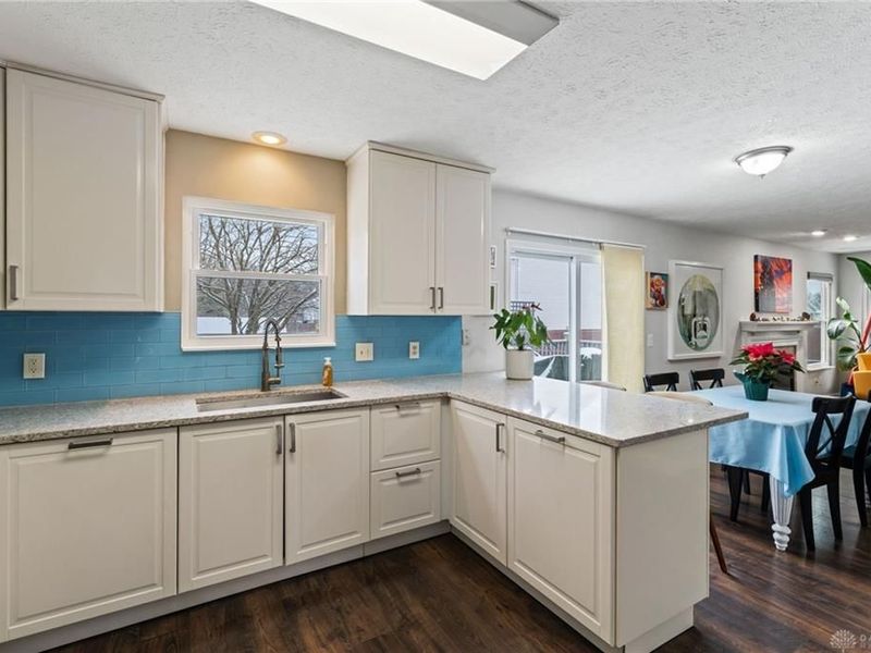 9820 Arlis Lane, Miamisburg, OH 45342 Photo 8