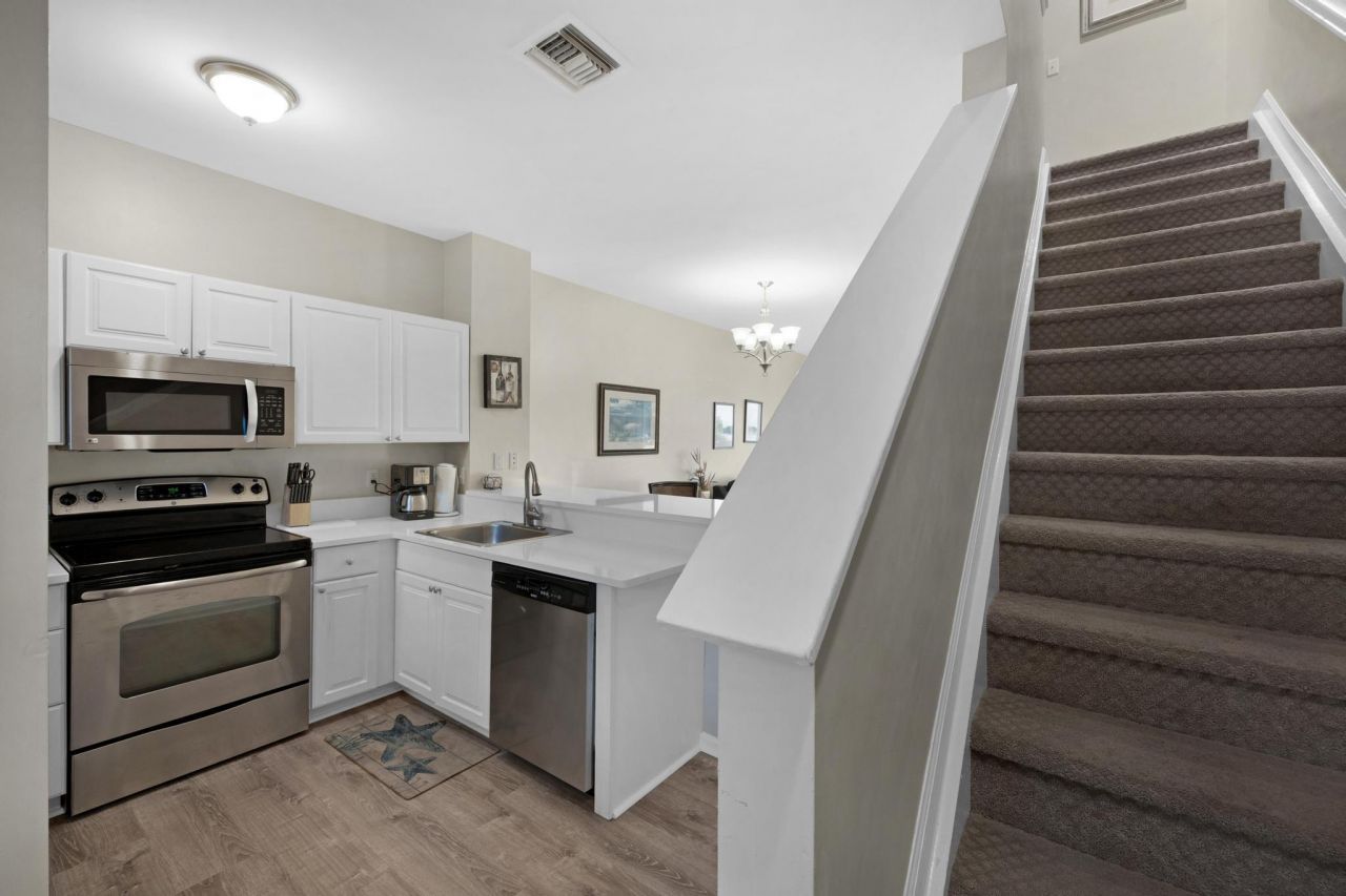 5081 Sunset Village Drive, Duck, FL 33050 Photo