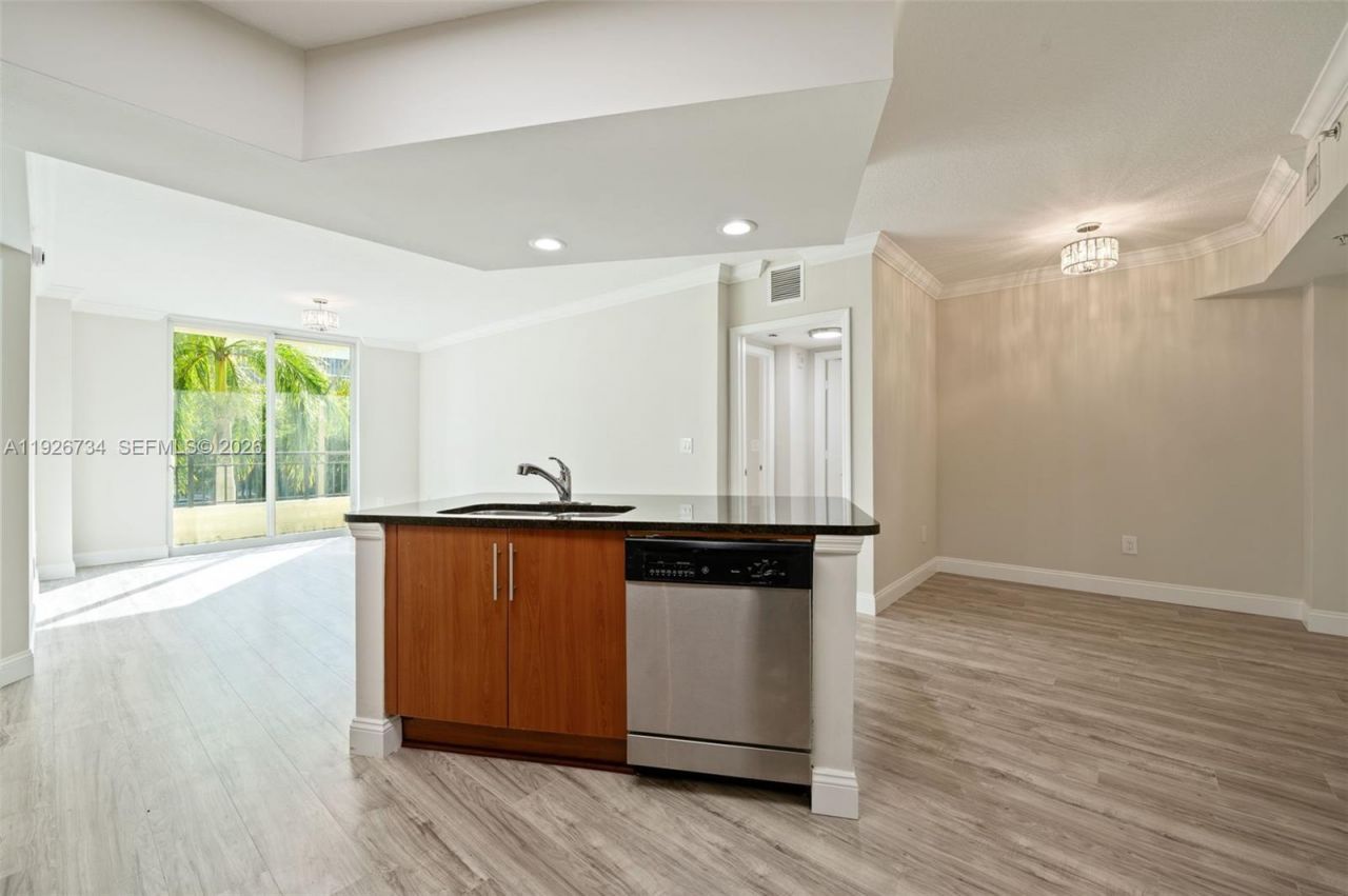 600 S Dixie Hwy, Unit 237, West Palm Beach, FL 33401 Photo