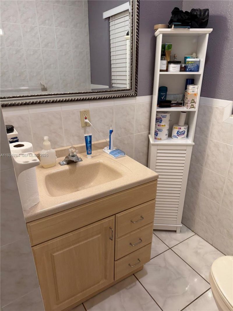 2926 NW 191st Ln, Miami Gardens, FL 33056 Photo