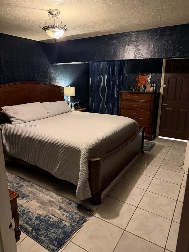 2926 NW 191st Ln, Miami Gardens, FL 33056 Photo