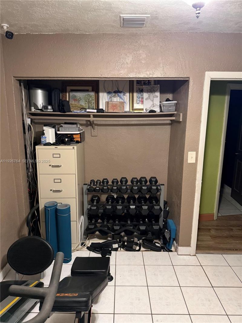 2926 NW 191st Ln, Miami Gardens, FL 33056 Photo