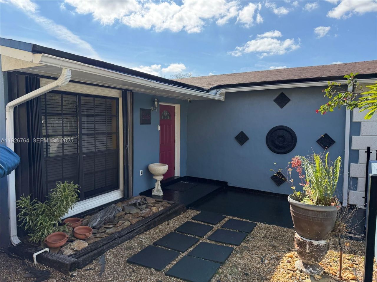 2926 NW 191st Ln, Miami Gardens, FL 33056 Photo