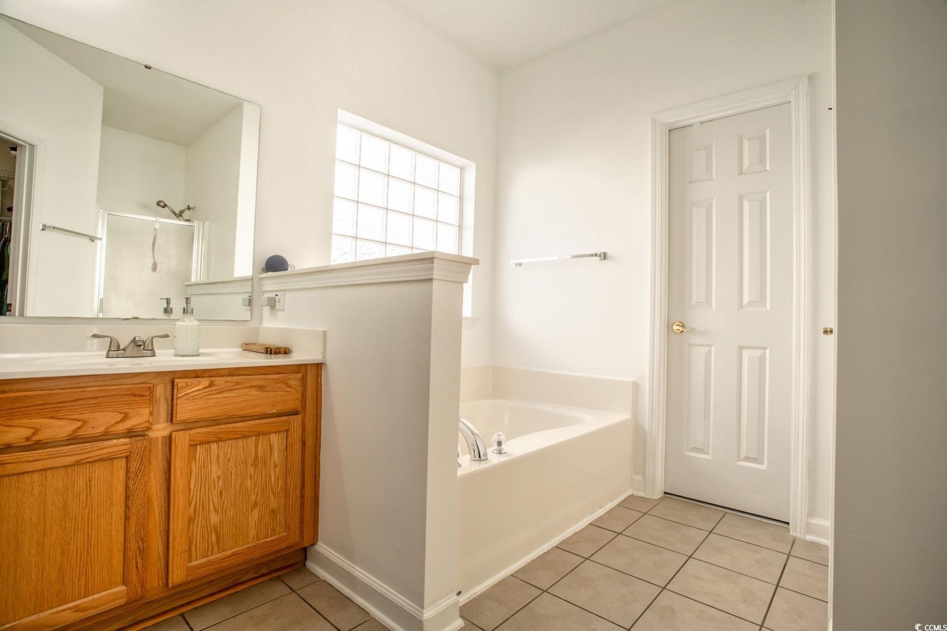 367 Vermillion Dr. Photo 22