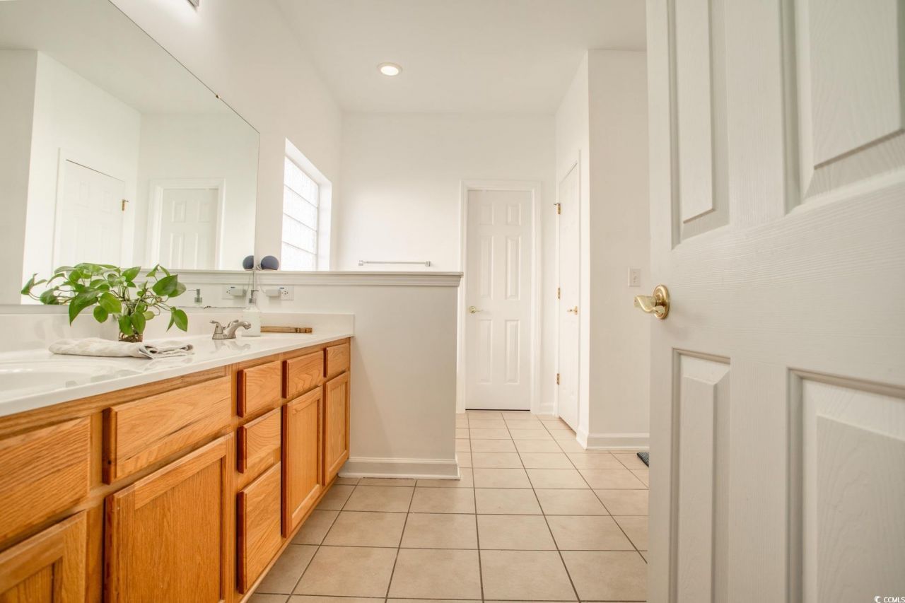 367 Vermillion Dr. Photo 25