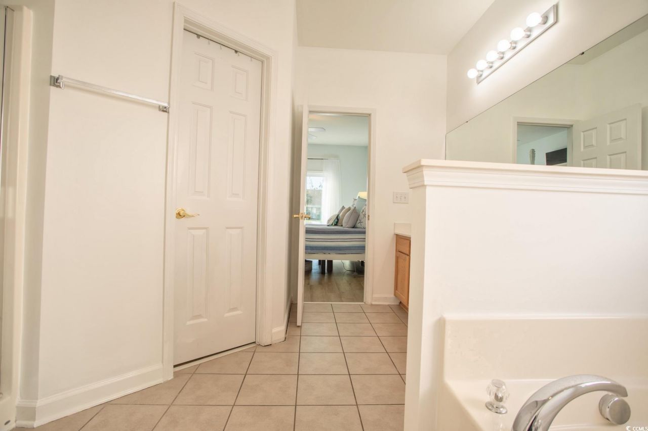 367 Vermillion Dr. Photo 28