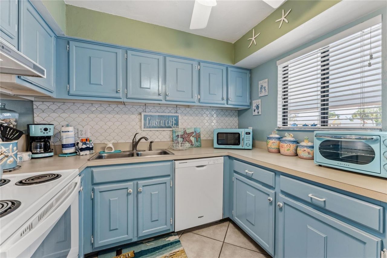 1801 Gulf Drive N, Unit 238, Bradenton Beach, FL 34217 Photo