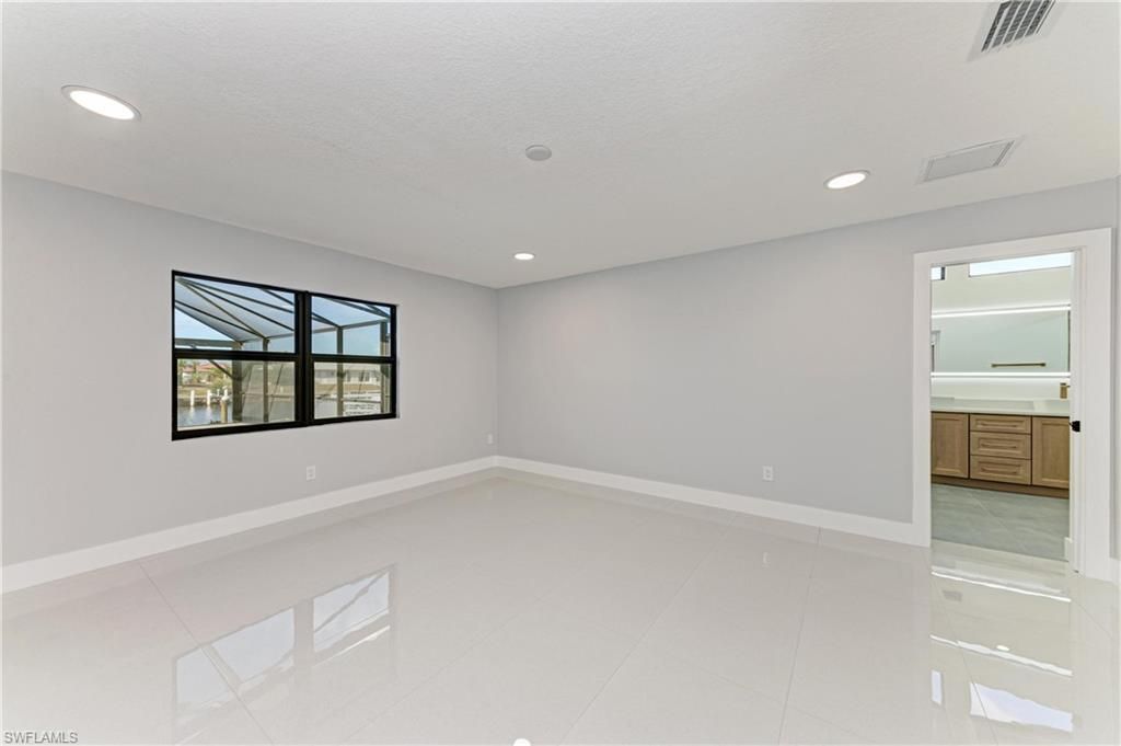 258 Tait Ter Se, Port Charlotte, FL 33952 Photo