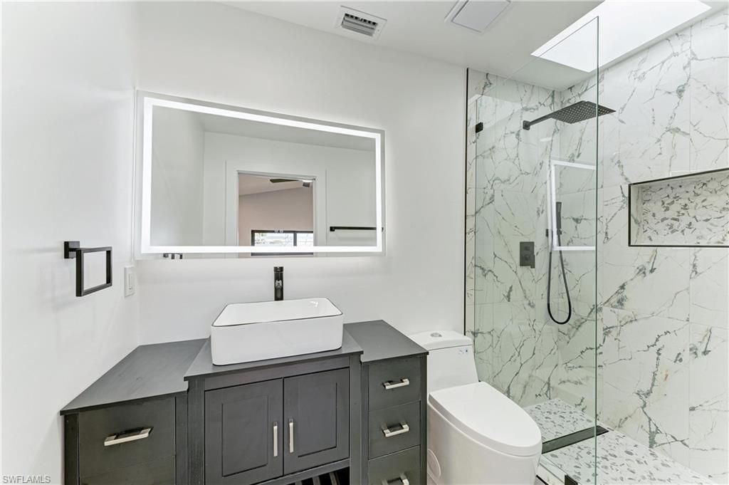 258 Tait Ter Se, Port Charlotte, FL 33952 Photo