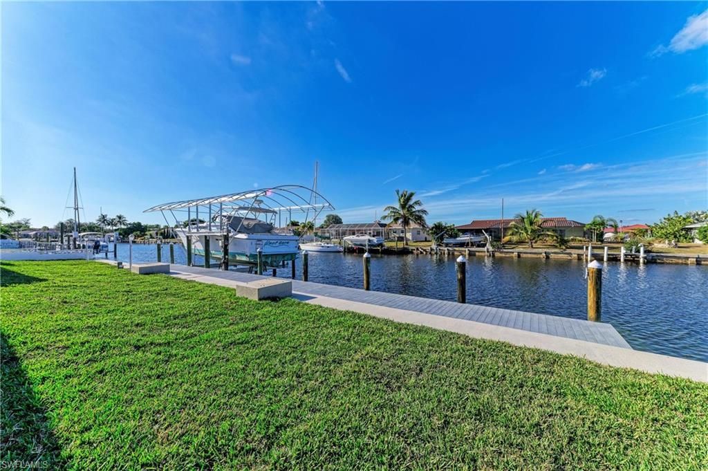 258 Tait Ter Se, Port Charlotte, FL 33952 Photo