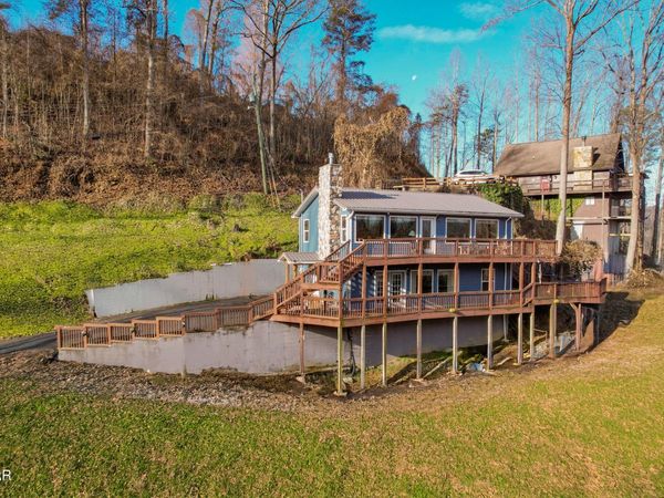 230 Silverbell Lane, Gatlinburg, TN 37738