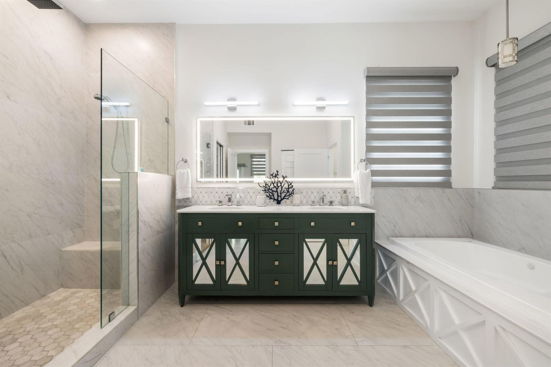 100 Neptune Drive, Hypoluxo, FL 33462 Photo