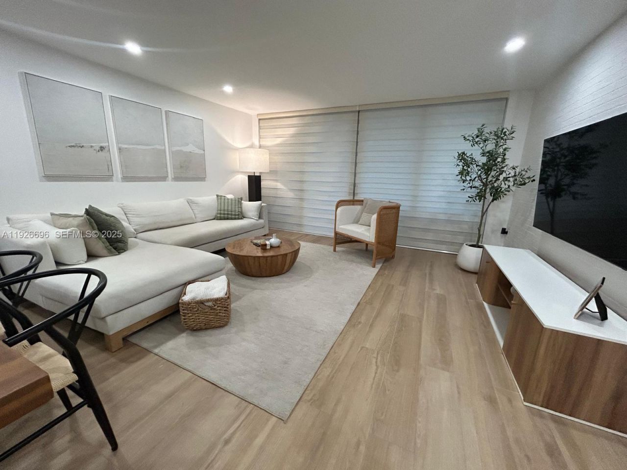 5838 Collins Ave, Unit 11D, Miami Beach, FL 33140 Photo