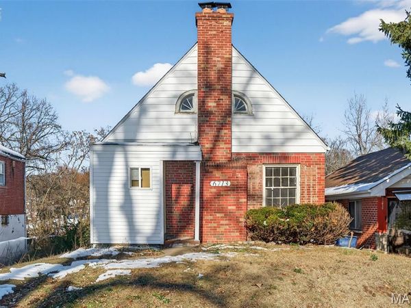 6713 Kenwood Drive, Normandy, MO 63121