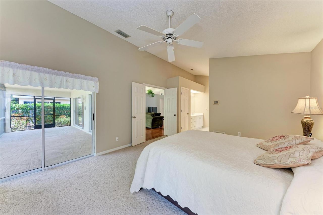 5513 83rd Terrace E, Sarasota, FL 34243 Photo