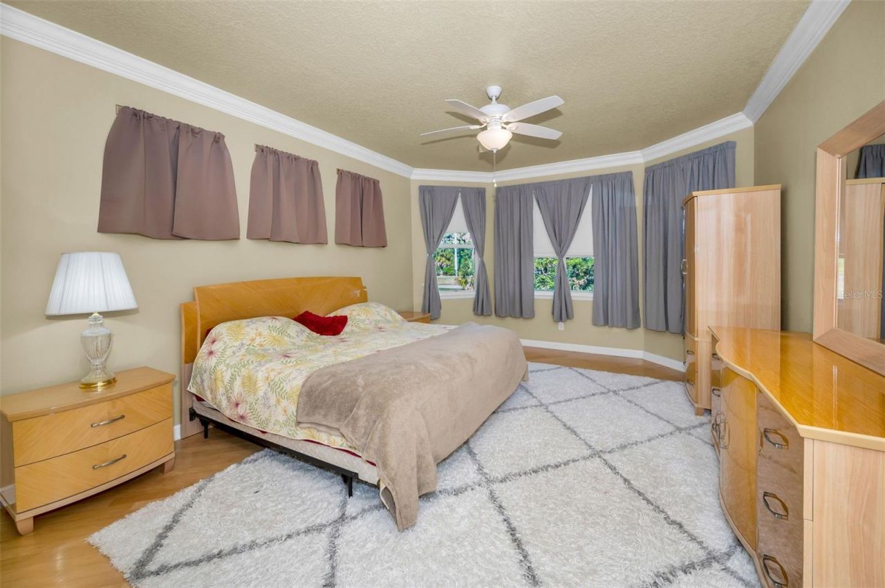 9865 Sago Point Drive, Seminole, FL 33777 Photo