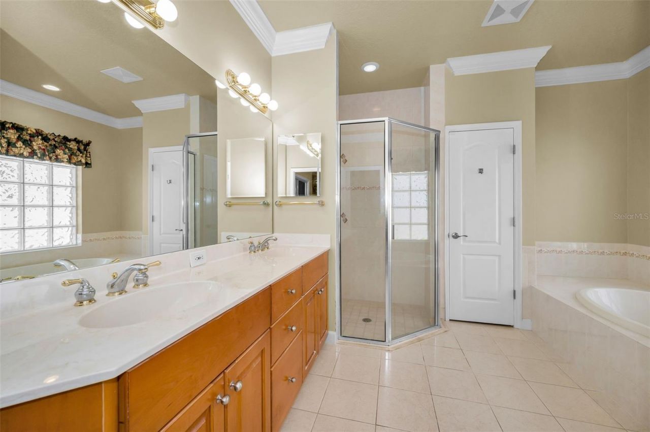 9865 Sago Point Drive, Seminole, FL 33777 Photo