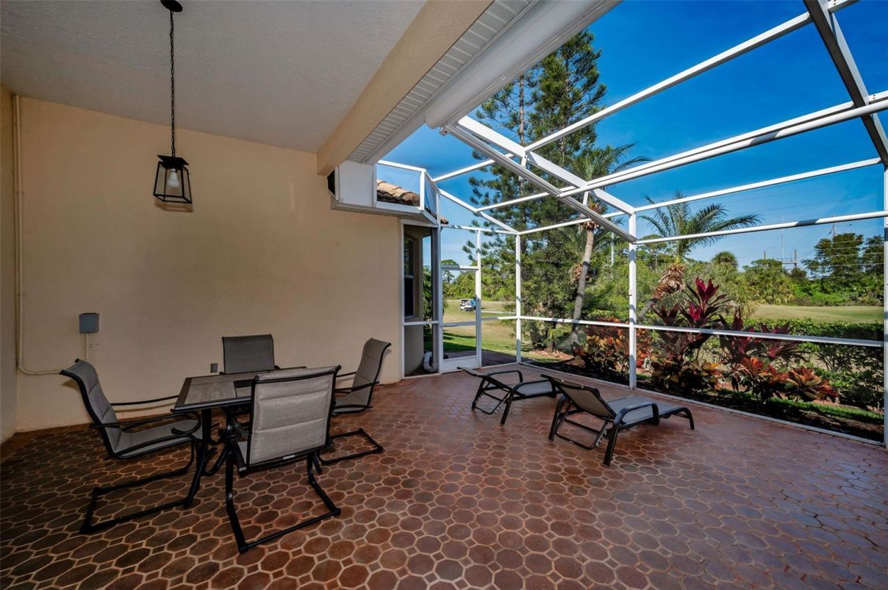 9865 Sago Point Drive, Seminole, FL 33777 Photo