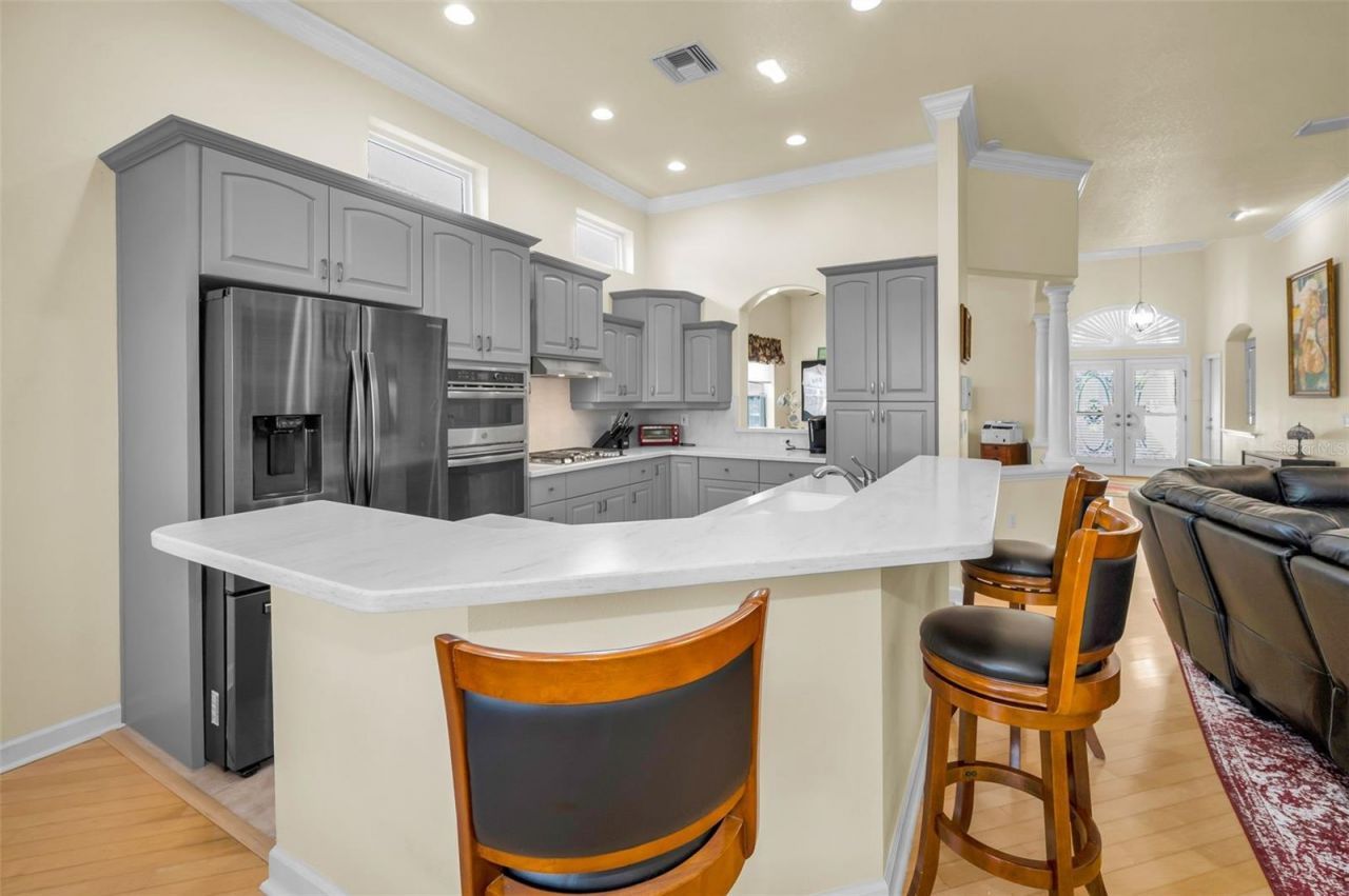 9865 Sago Point Drive, Seminole, FL 33777 Photo