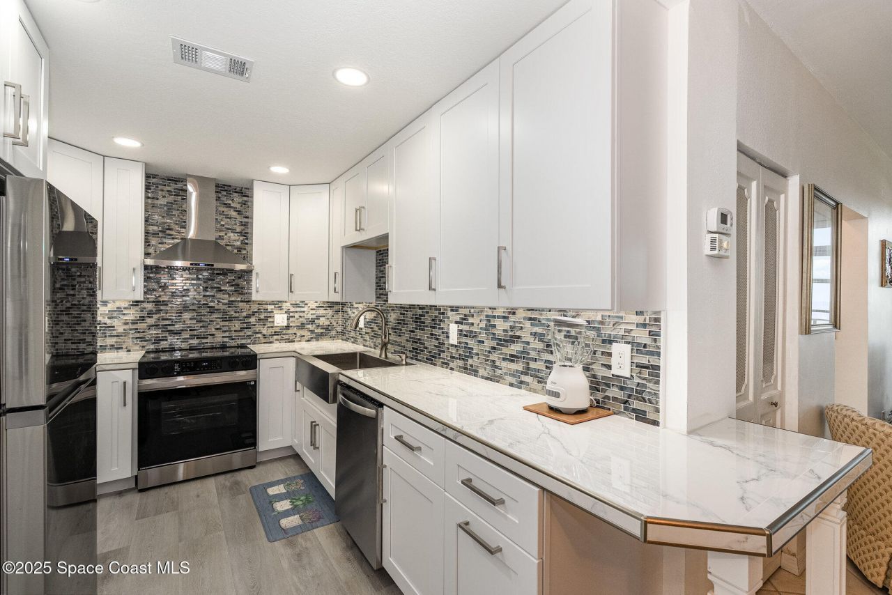 333 N Atlantic Avenue, Unit 207, Cocoa Beach, FL 32931 Photo