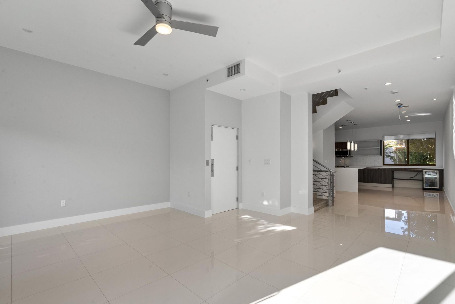 180 SE 4th Terrace, Pompano Beach, FL 33060 Photo