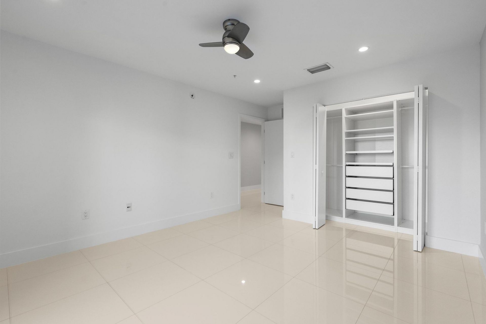 180 SE 4th Terrace, Pompano Beach, FL 33060 Photo