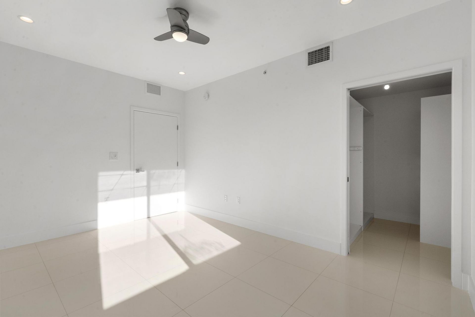 180 SE 4th Terrace, Pompano Beach, FL 33060 Photo