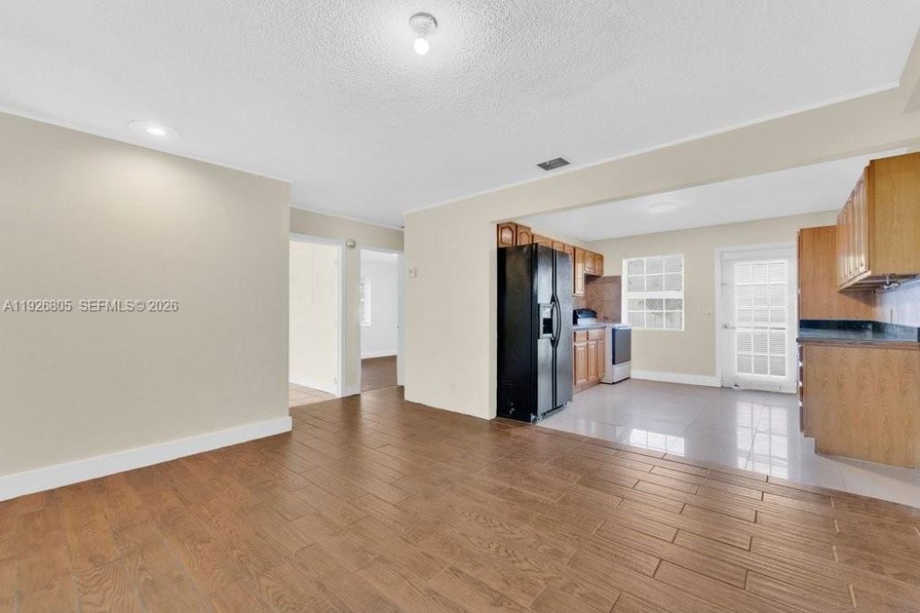 417 SW 3rd St, Hallandale Beach, FL 33009 Photo