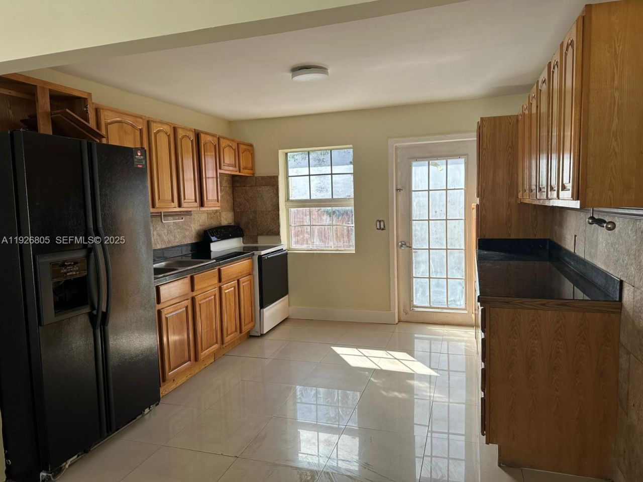 417 SW 3rd St, Hallandale Beach, FL 33009 Photo