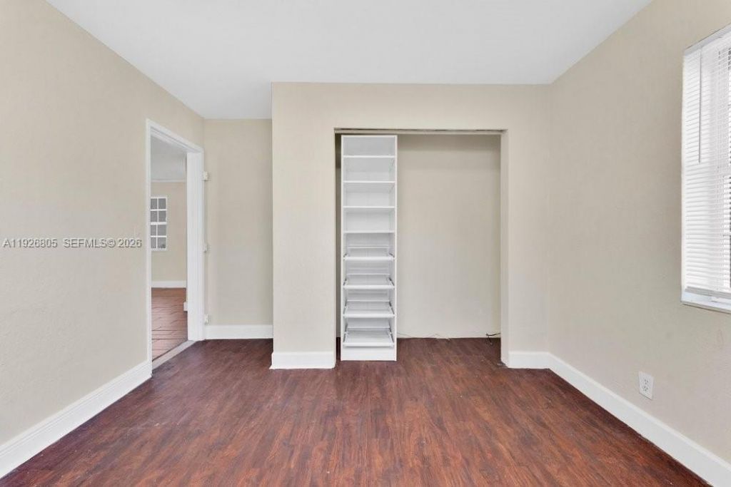 417 SW 3rd St, Hallandale Beach, FL 33009 Photo