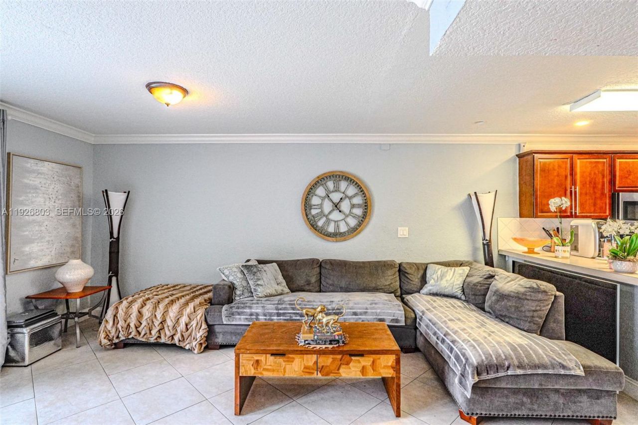 3331 Farragut St, Unit 8A, Hollywood, FL 33021 Photo