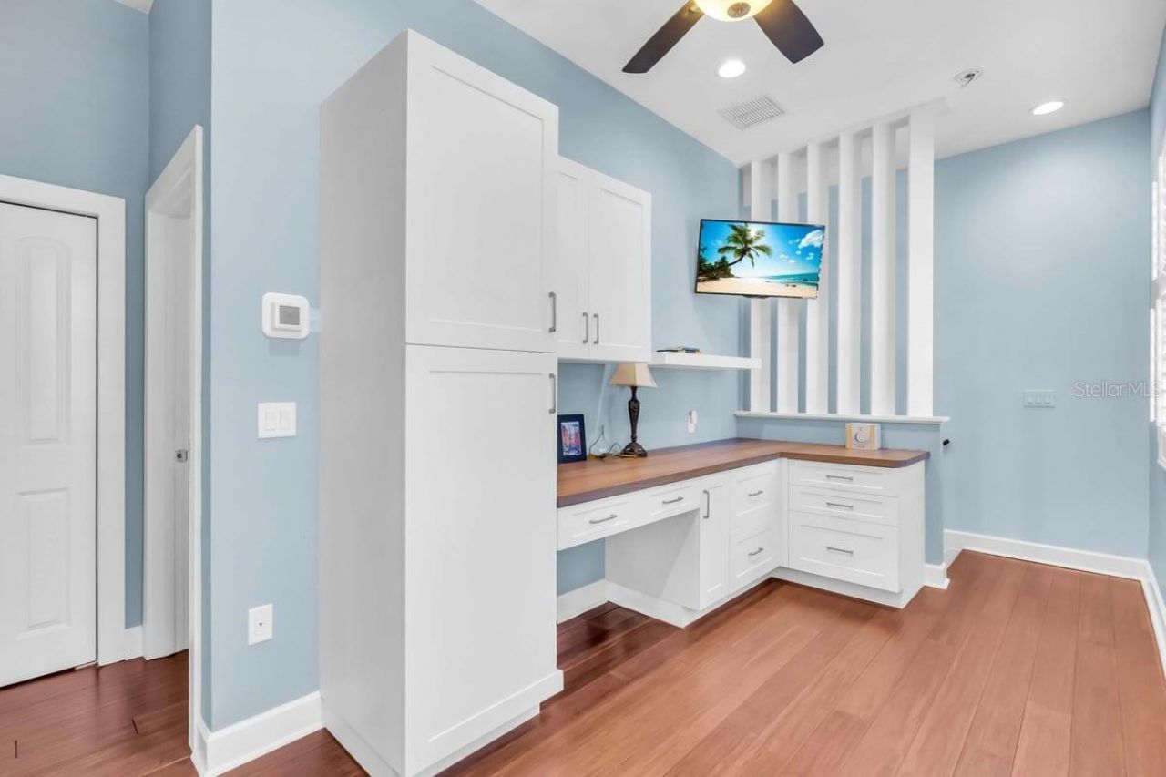 2224 Tami Sola Street, Sarasota, FL 34237 Photo