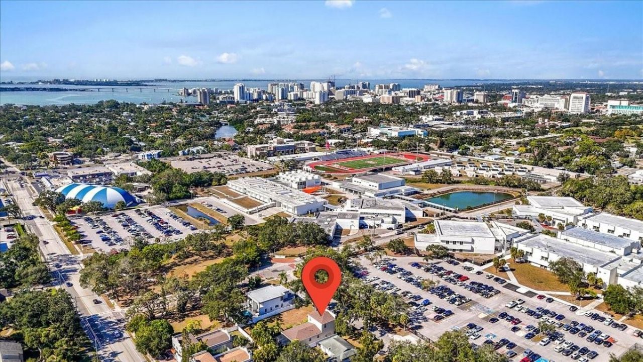 2224 Tami Sola Street, Sarasota, FL 34237 Photo