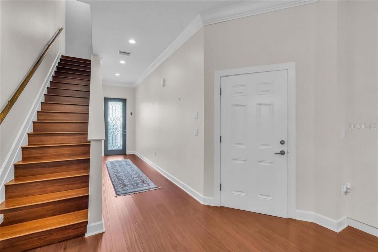 2224 Tami Sola Street, Sarasota, FL 34237 Photo