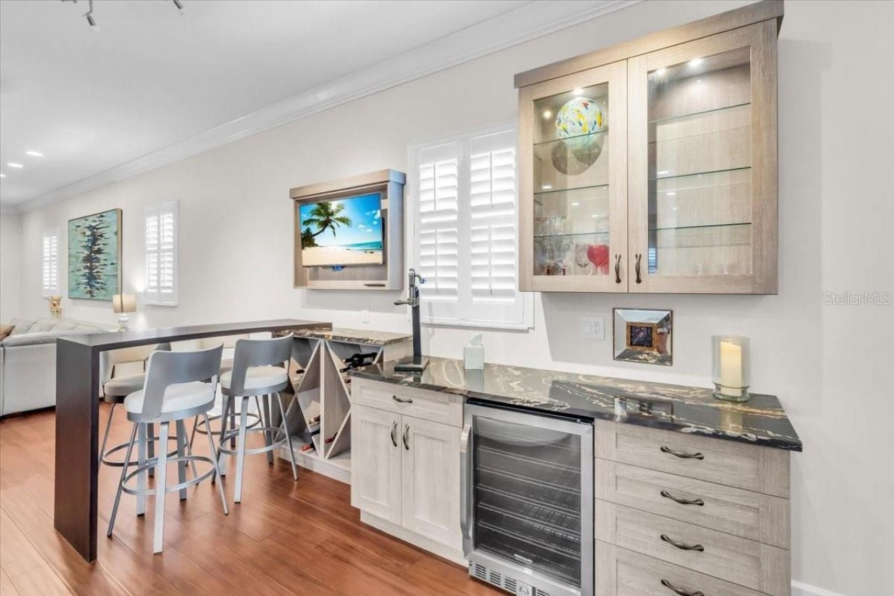 2224 Tami Sola Street, Sarasota, FL 34237 Photo