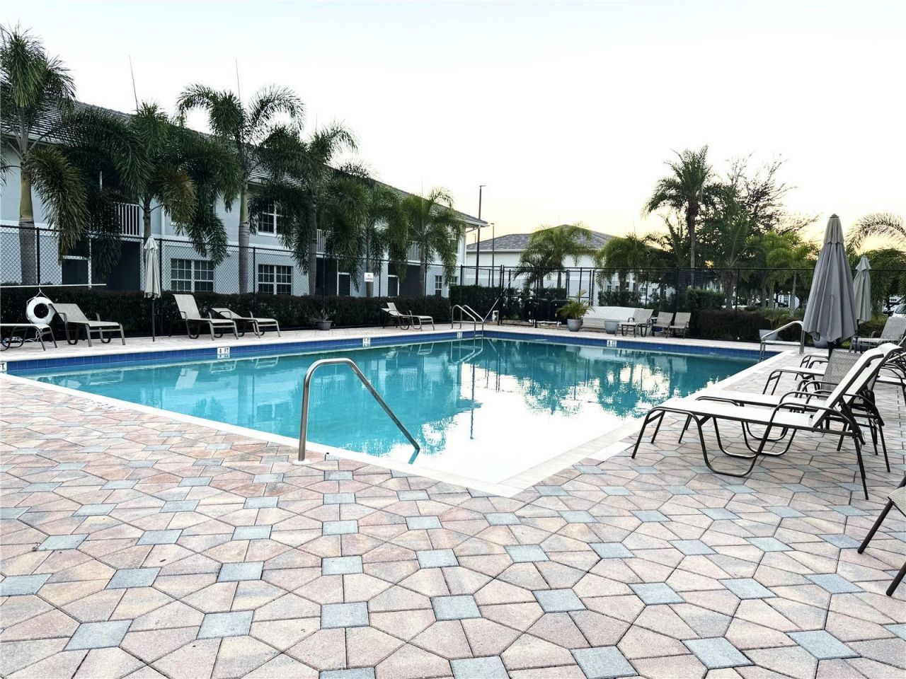8423 Bernwood Cove Loop, Unit 410, Fort Myers, FL 33966 Photo