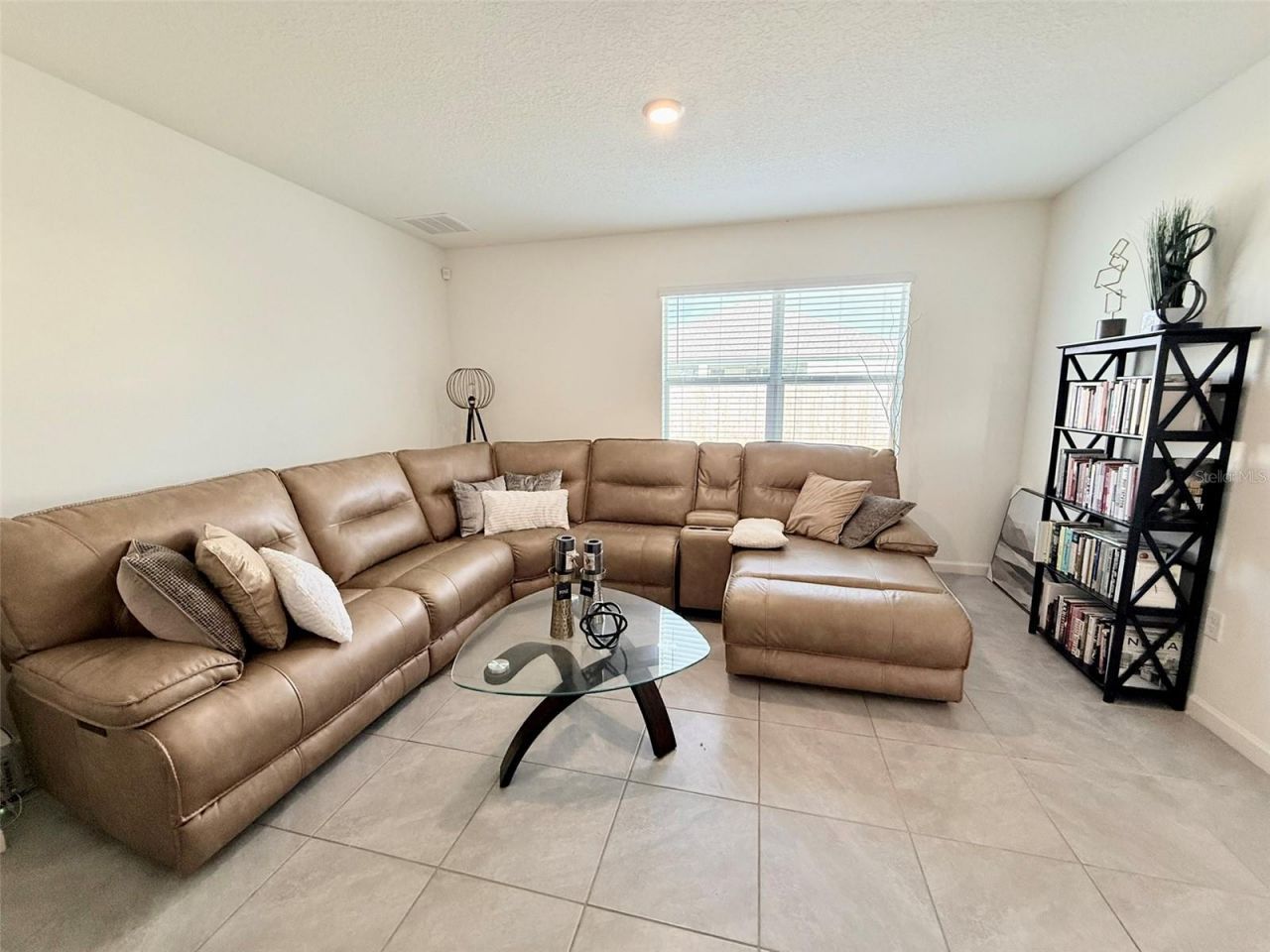 517 SW Lacroix Avenue, Port Saint Lucie, FL 34953 Photo