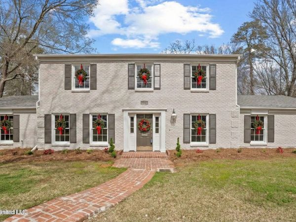 2040 Brecon Drive, Jackson, MS 39211