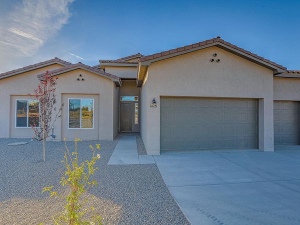 6621 Icarian Road NE, Rio Rancho, NM 87144